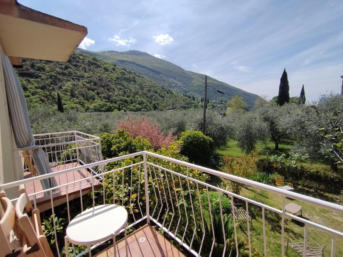 Casa Di Nin Lägenhet Torbole Sul Garda Exteriör bild