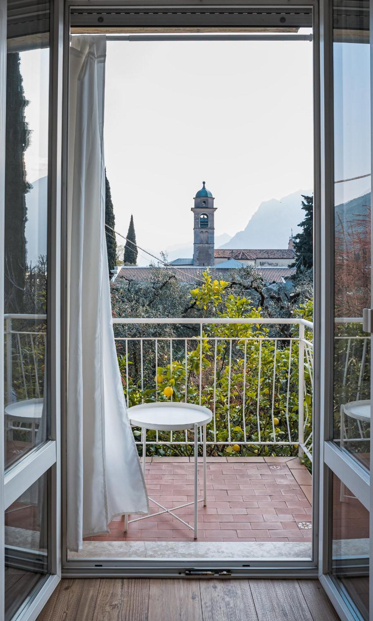 Casa Di Nin Lägenhet Torbole Sul Garda Exteriör bild