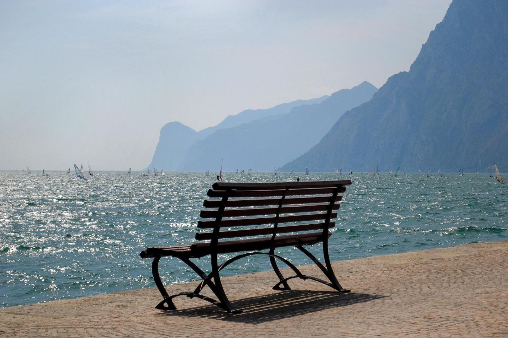 Casa Di Nin Lägenhet Torbole Sul Garda Exteriör bild